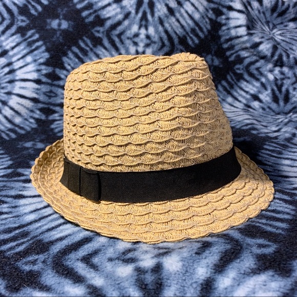 Straw Hat - Picture 1 of 8